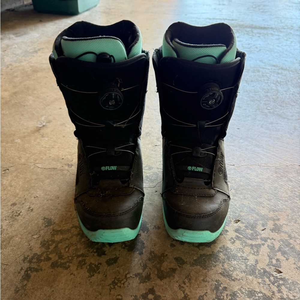 Women's Black and Teal Snowboarding boots